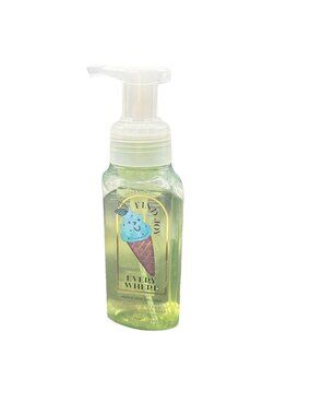 Bath & Body Works Mint N Chip Ice Cream Gentle Foaming Hand Soap 8.75 oz Joy